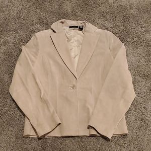 NWOT  Relativity shell coat